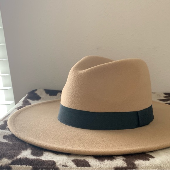 Tan Hat - NWT! - Picture 7 of 8